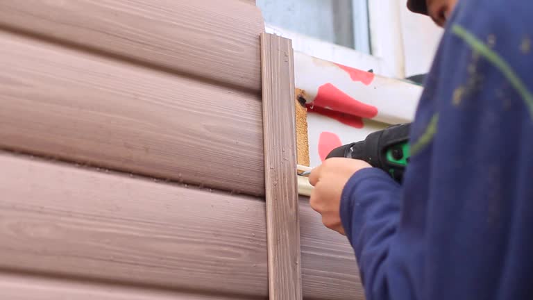 How To Choose The Right Materials for Your Siding Installation in 'Hertford, NC